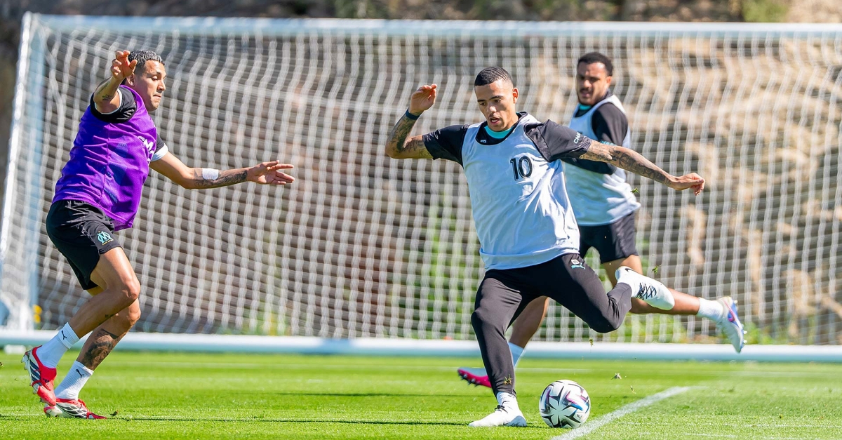 Mercato OM: Medhi Benatia fixe un prix pour lâcher Mason Greenwood